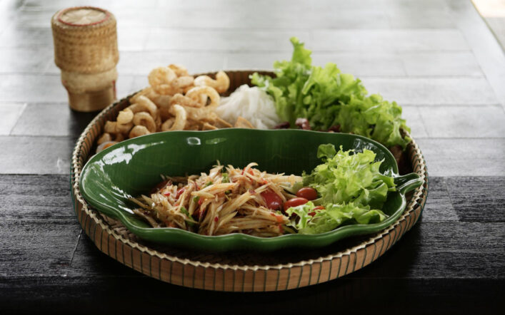 อาหารอีสานมีรสชาติอย่างไร